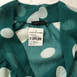 West Kei Polka Dot top size Small NWT